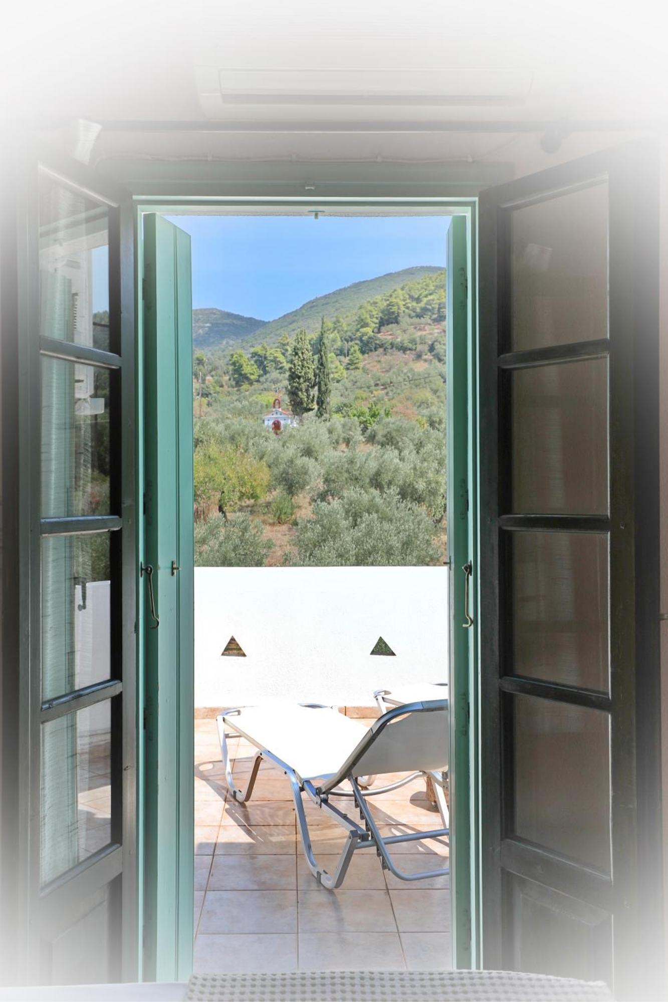 Skopelos Evergreen Apartments Stafylos Dış mekan fotoğraf